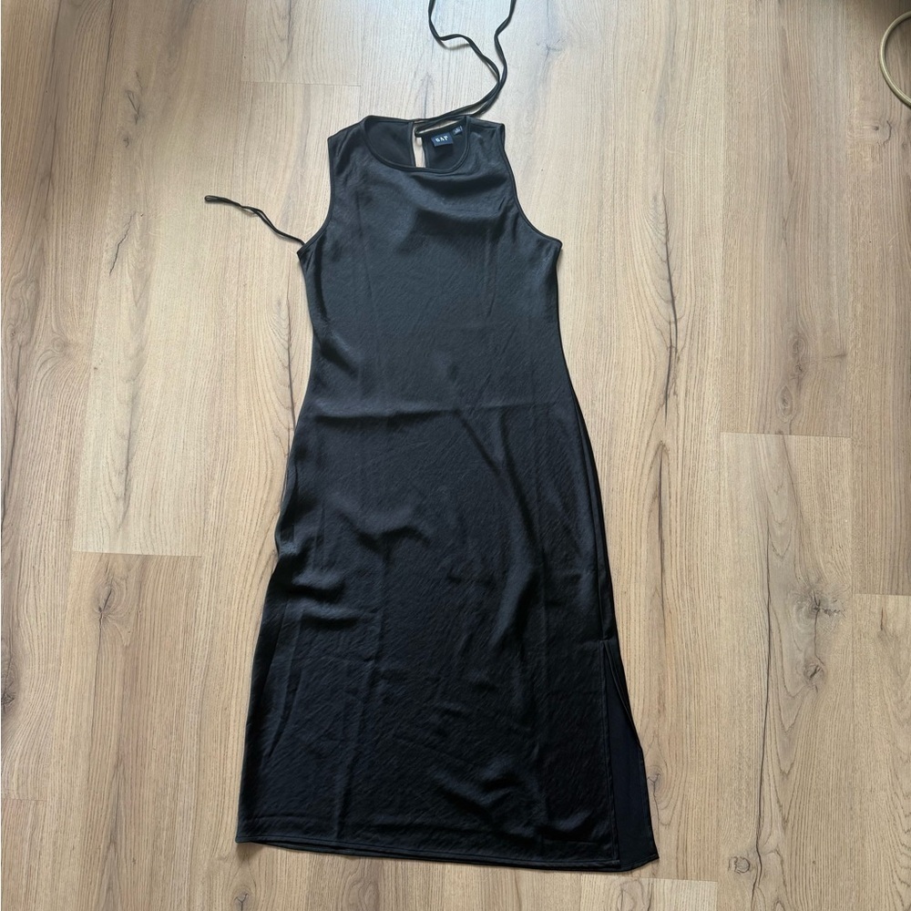 GAP Black Midi Dress